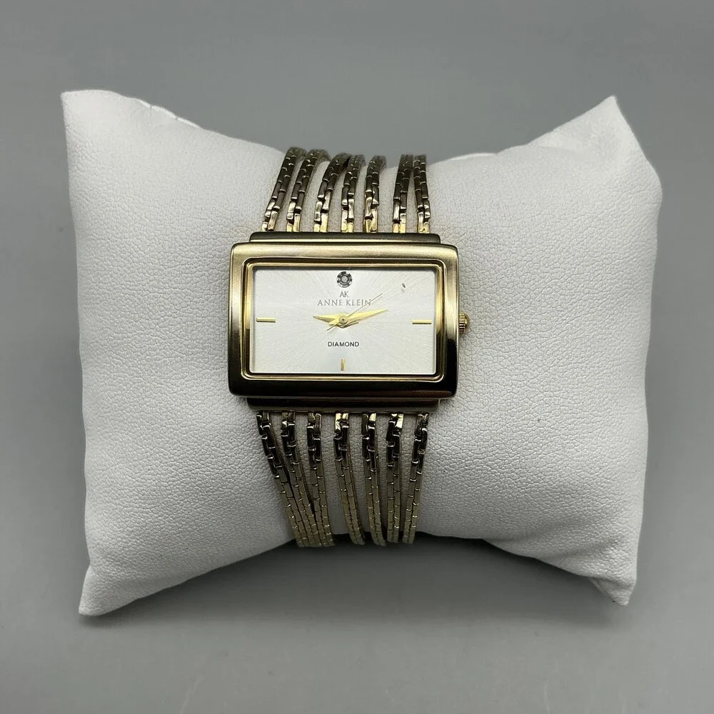 Anne Klein see photos